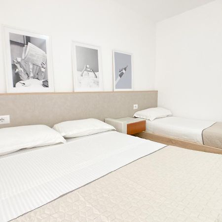 Promo Price September - Home By The Sea 1 Min From The Beach Golem  Exterior photo